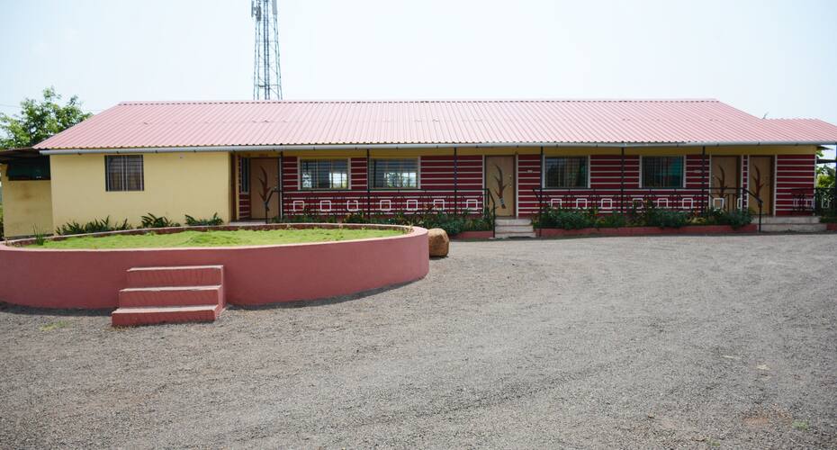 Nisarg Hill Family Resort, Kolhapur 4